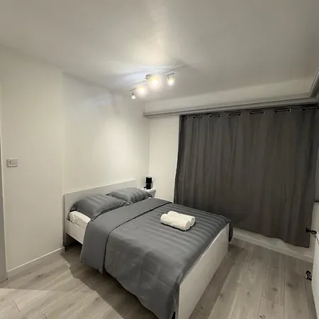 Semesterbostad Maison -